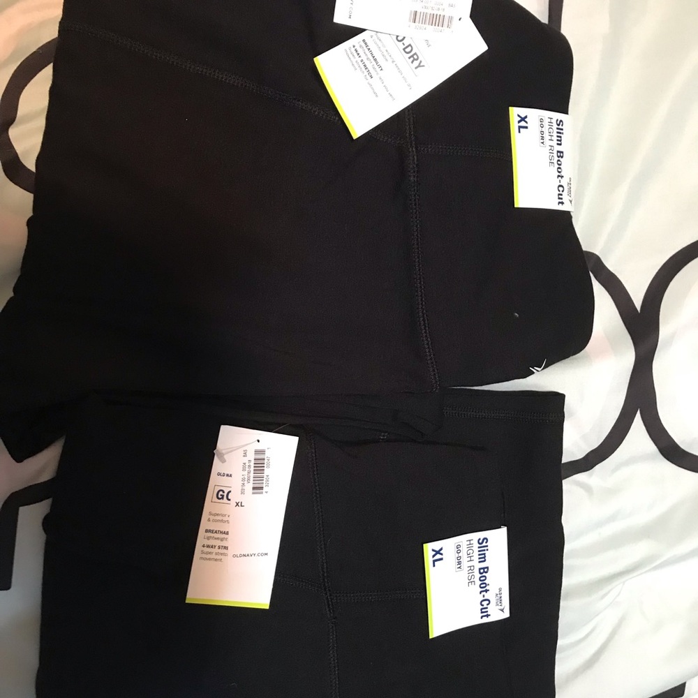 Old Navy slim boot cut leggings/yoga pants.